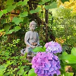 Kwatera prywatna Modernes Am Park Mit Garten, Huehner & Enten Monachium