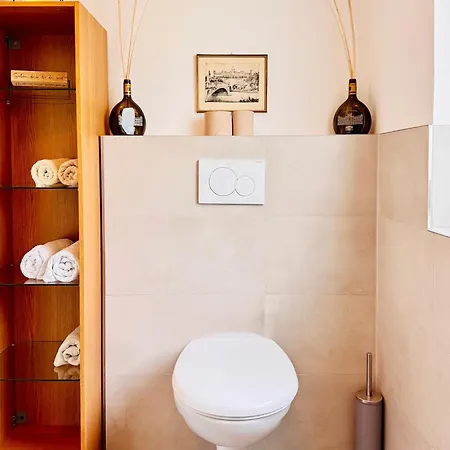 Artist's House Room, Free Parking, Garden * Munich